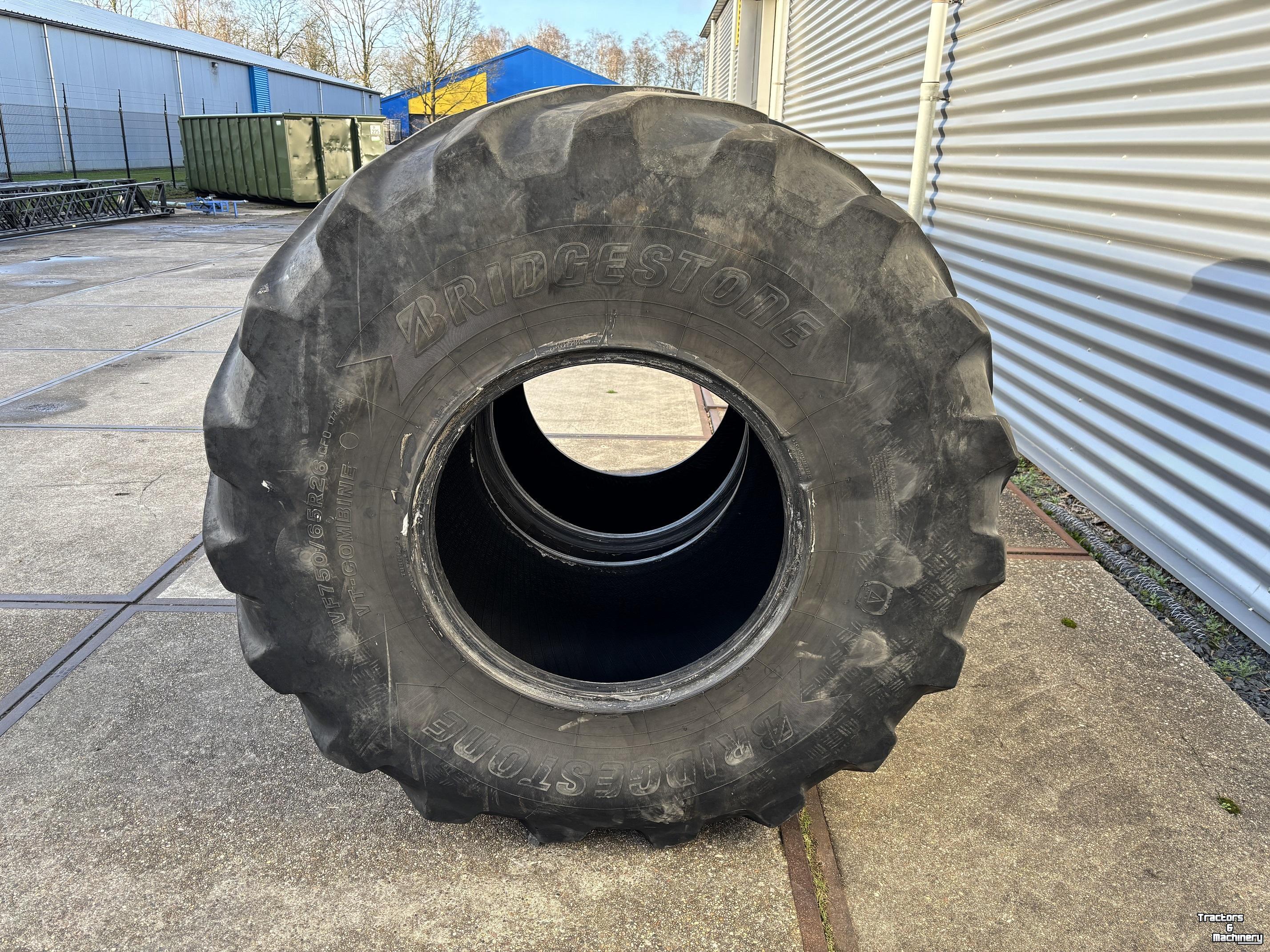 Wielen, Banden, Velgen & Afstandsringen Bridgestone VT-Combine