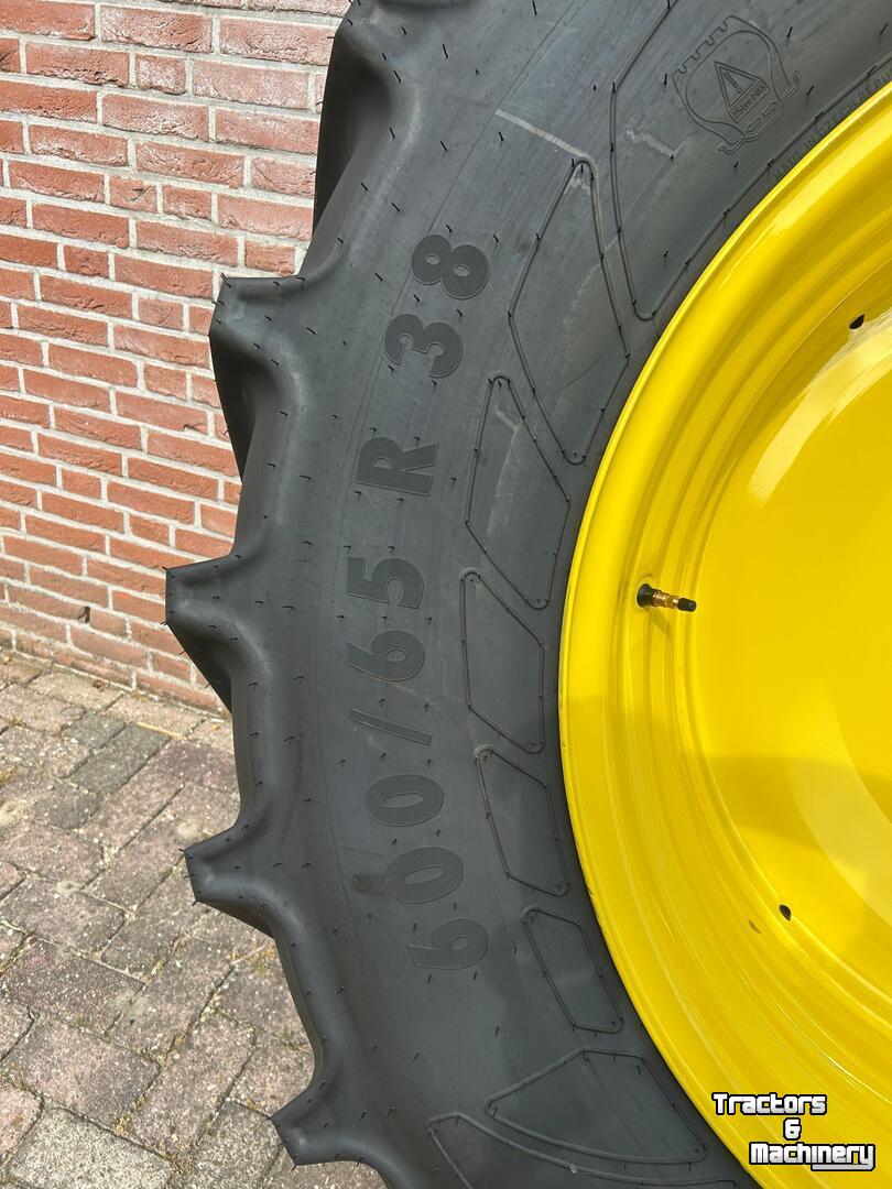 Wielen, Banden, Velgen & Afstandsringen Mitas AC65 600/65R38
