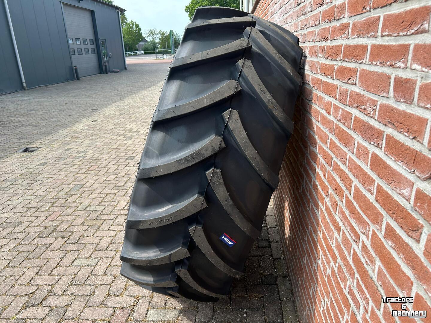 Wielen, Banden, Velgen & Afstandsringen Mitas AC65 600/65R38