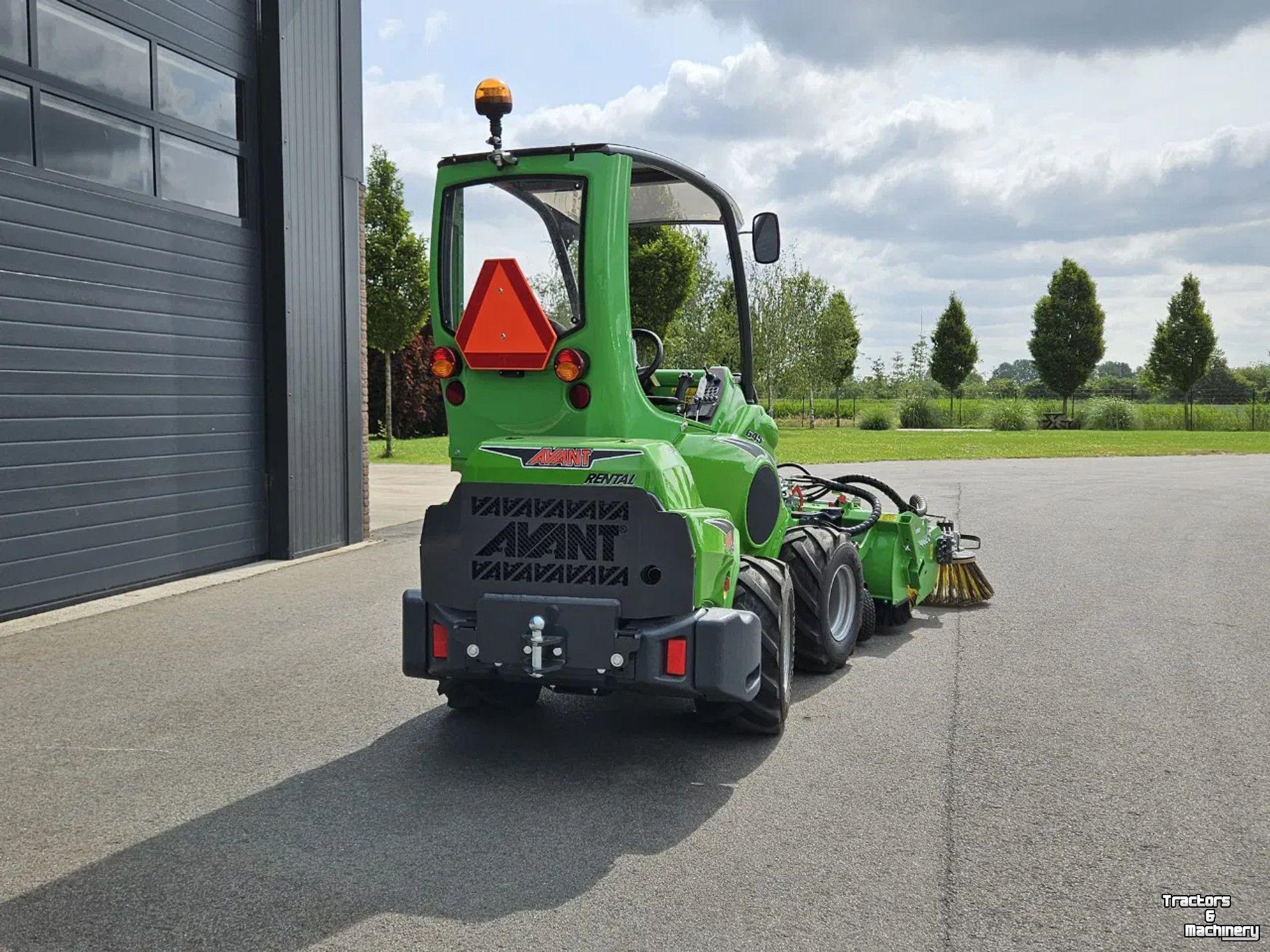 Shovel / Wiellader / Kniklader Avant 645i Rental mini-shovel