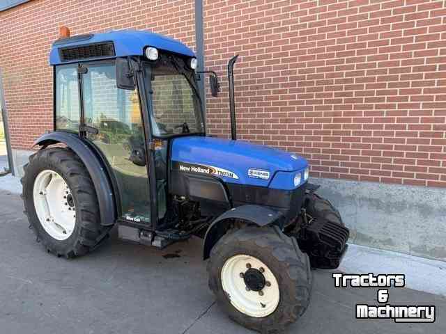 Smalspoor tractor New Holland TN75NA
