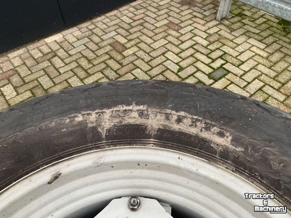 Wielen, Banden, Velgen & Afstandsringen BKT 16.9-30R3 TR-387