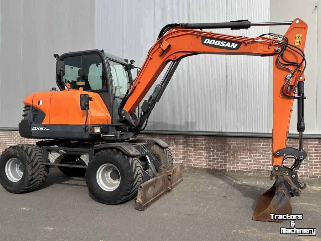 Graafmachine Doosan DX57W-5