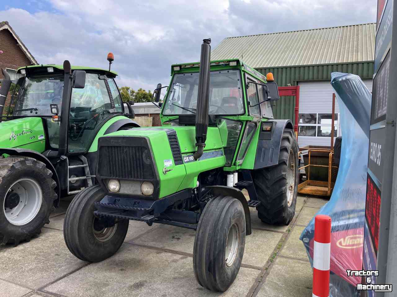 Traktoren Deutz DX110