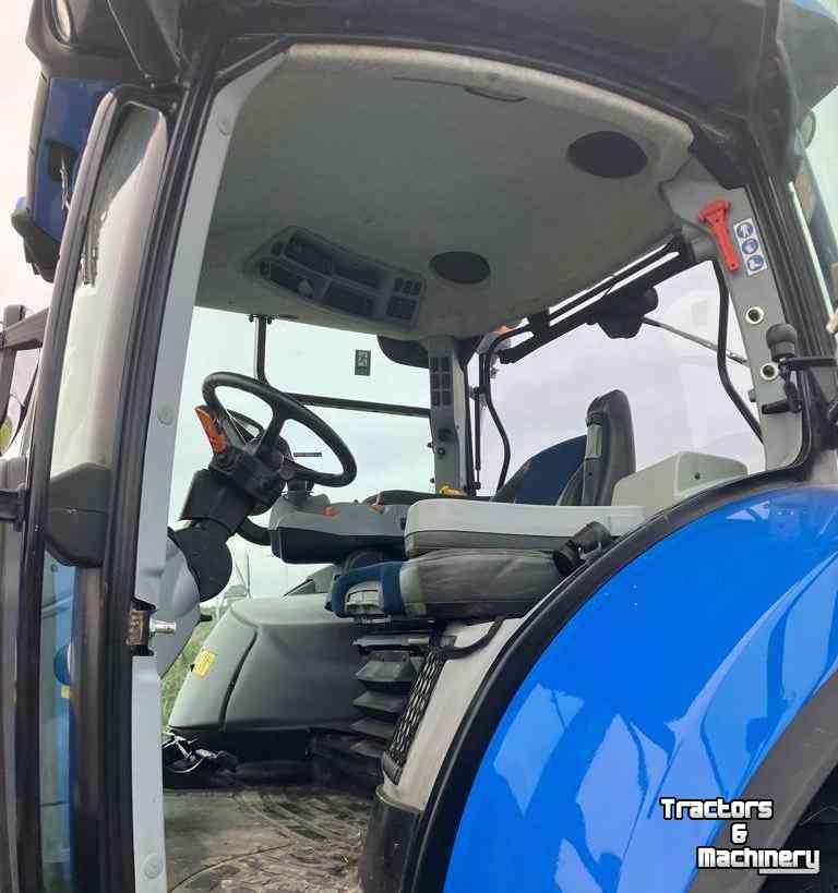 Traktoren New Holland T 7.225 Tractor Traktor