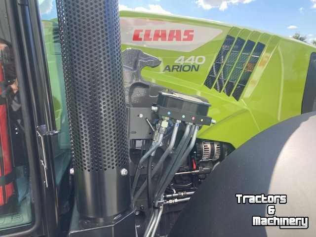 Traktoren Claas Arion 440 CIS