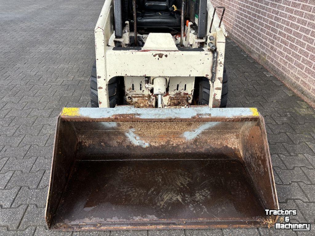 Schranklader / Skid Steer Lader Bobcat 453