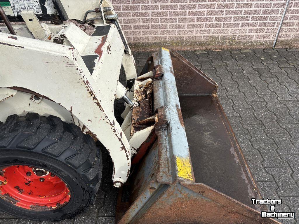 Schranklader / Skid Steer Lader Bobcat 453