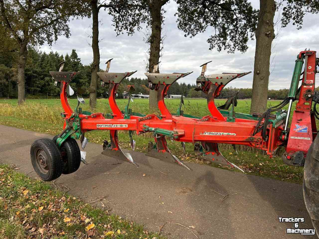 Ploegen Kverneland EG