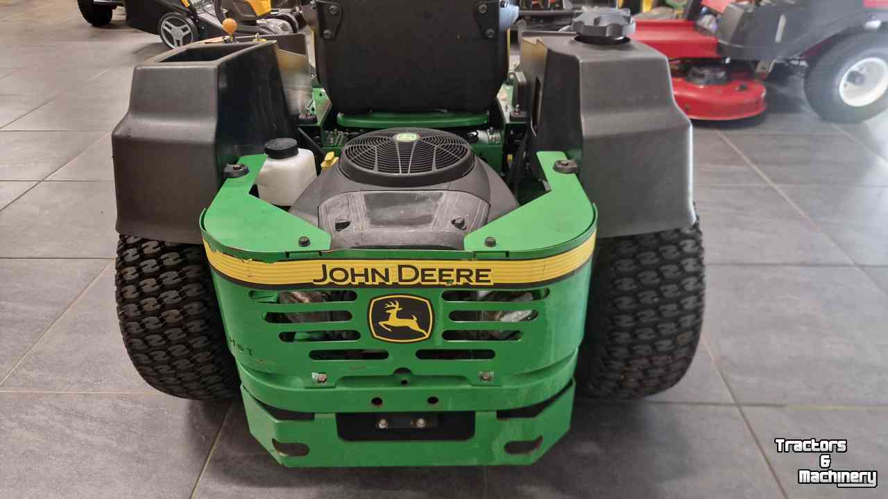 Zitmaaier John Deere Z425