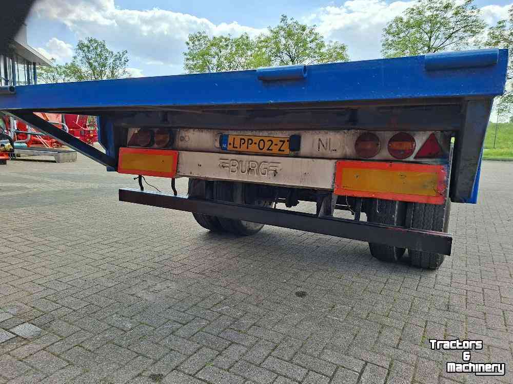 Vierwielige wagen / Landbouwwagen  Platte Balenwagen Aanhanger