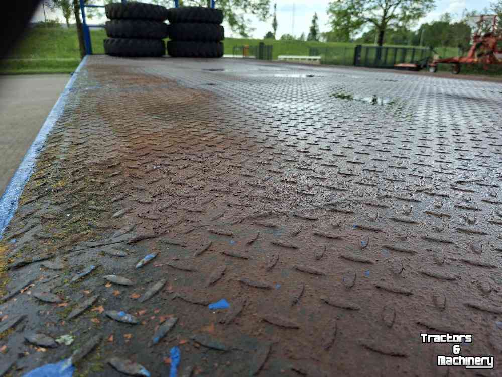 Vierwielige wagen / Landbouwwagen  Platte Balenwagen Aanhanger