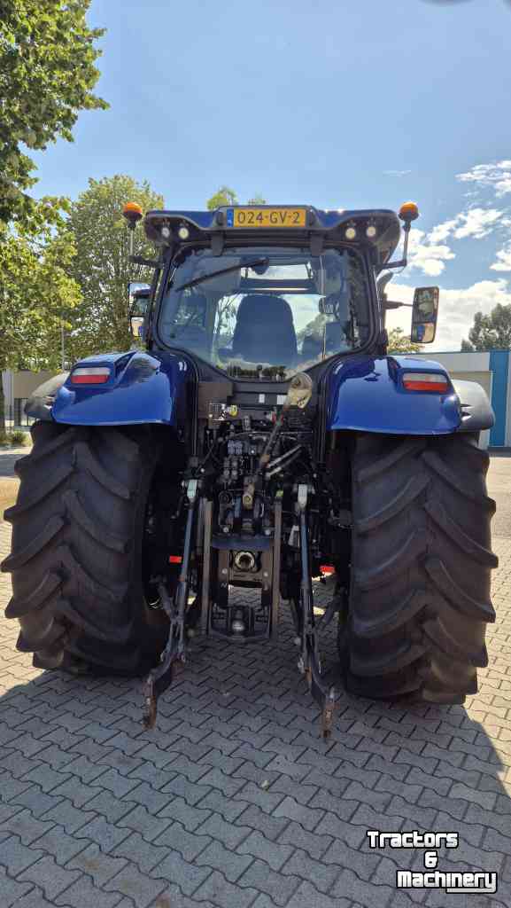 Tractor / Trekker New Holland T7.230 PC 40-eco, Lucht, Fronthef, geveerde cvooras en cabine BluePower