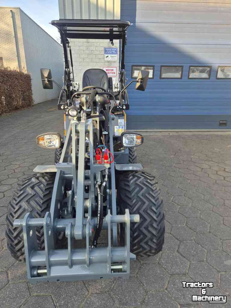 Shovel / Wiellader / Kniklader Giant G2300 HD extra