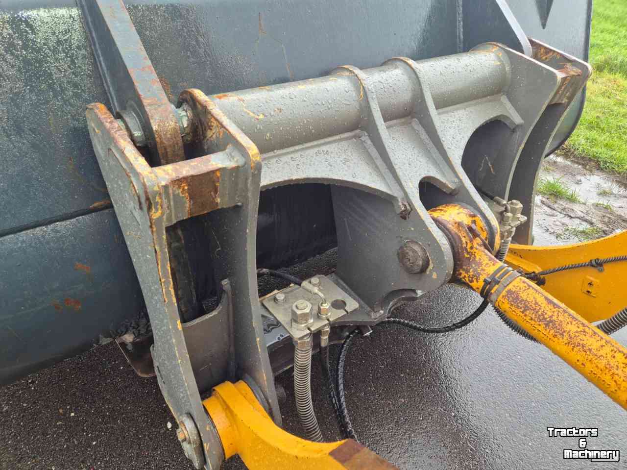 Shovel / Wiellader / Kniklader Liebherr L 524