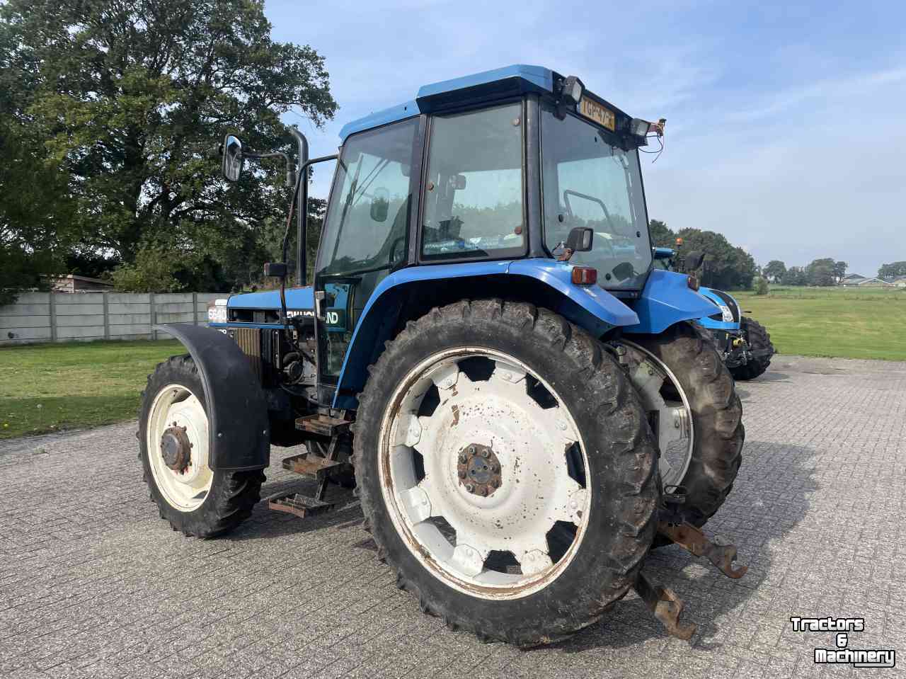 Tractor / Trekker New Holland 6640 SLE 40km kruip 4 cil.turbo