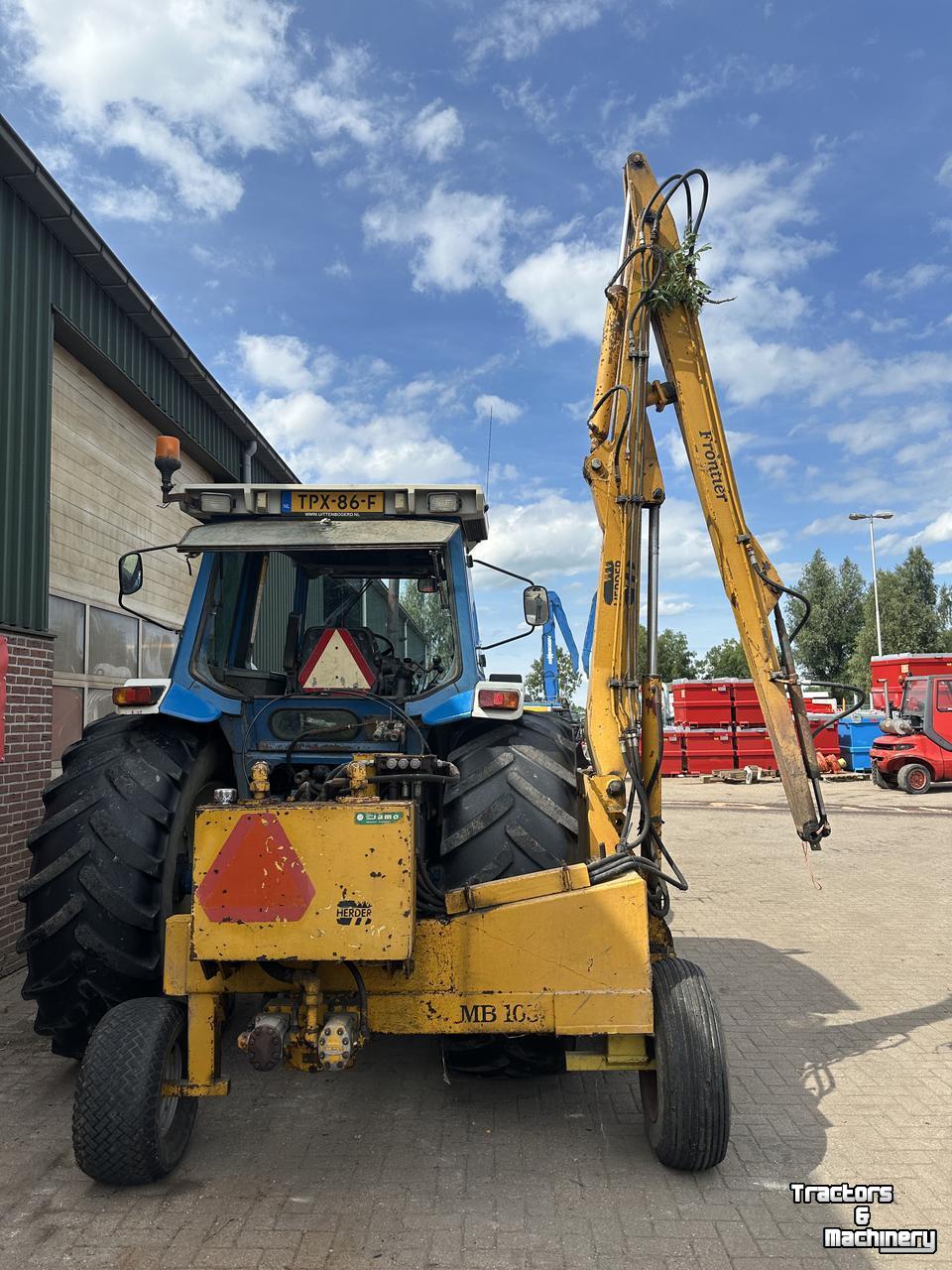 Maaiarm Herder Slootmachine