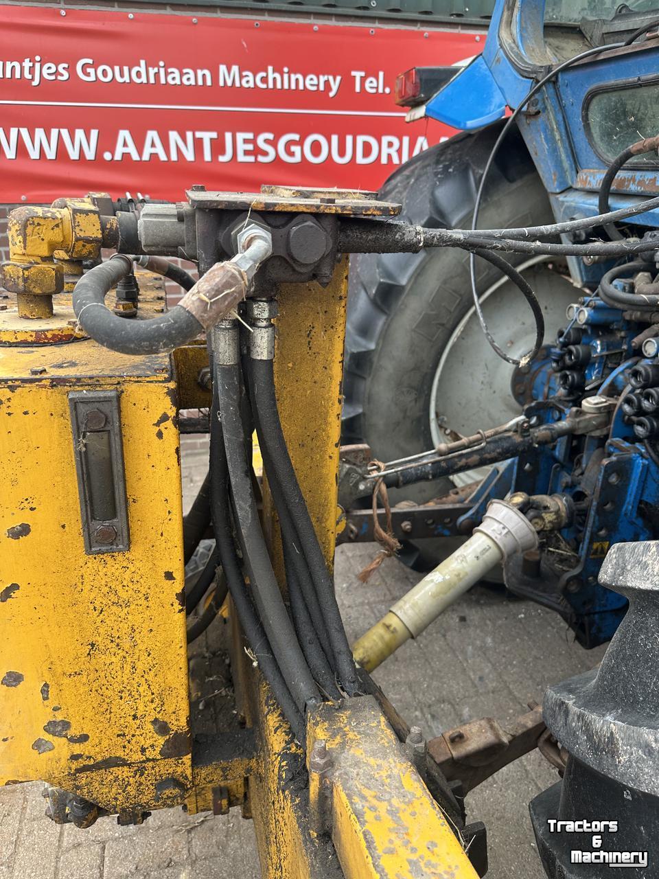Maaiarm Herder Slootmachine