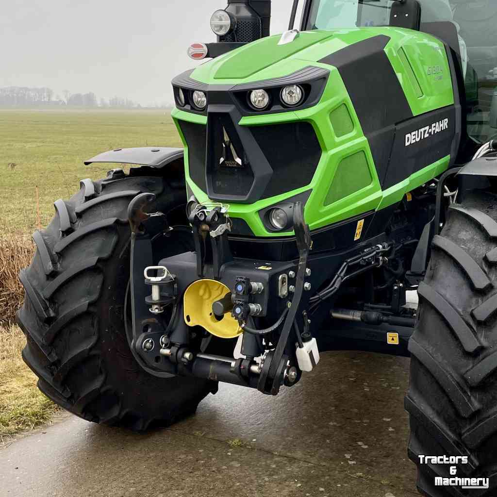 Tractor / Trekker Deutz-Fahr Deutz Fahr Agrotron 6130.4 RV shift