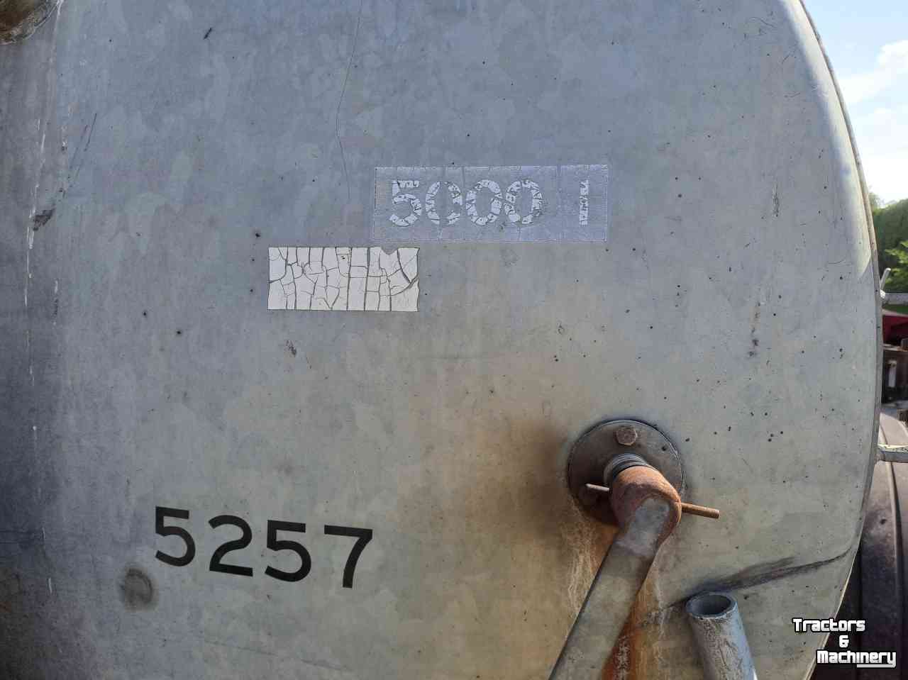 Gietarm / Watergeefarm / Sproeiarm Jako 5000 liter watertank met losarm