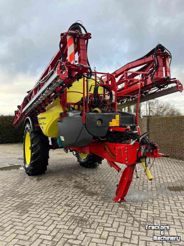 Getrokken Veldspuit Kverneland Getrokken veldspuit