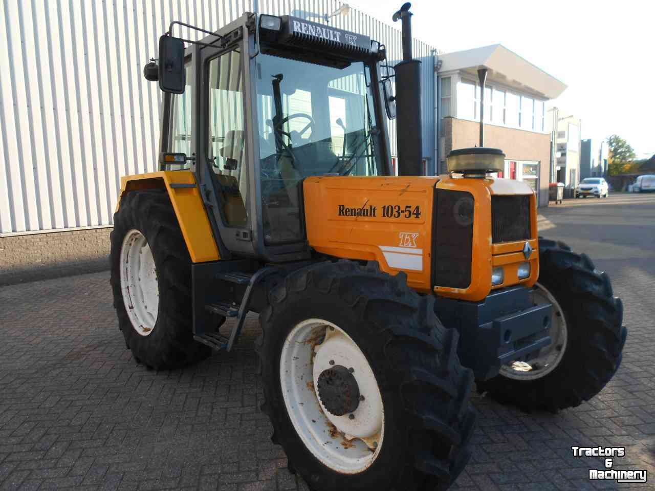 Tractor / Trekker Renault 103-54
