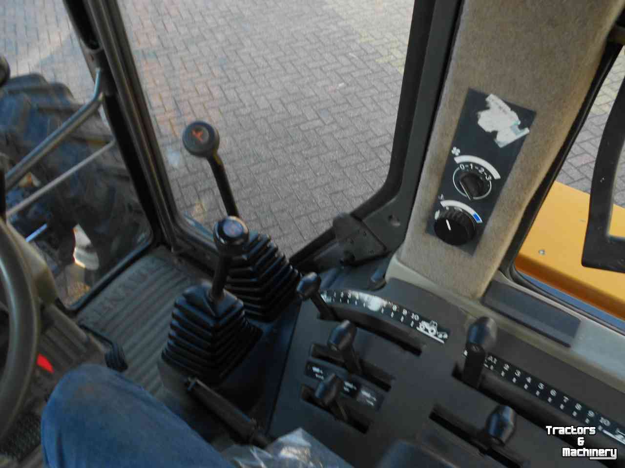 Tractor / Trekker Renault 103-54