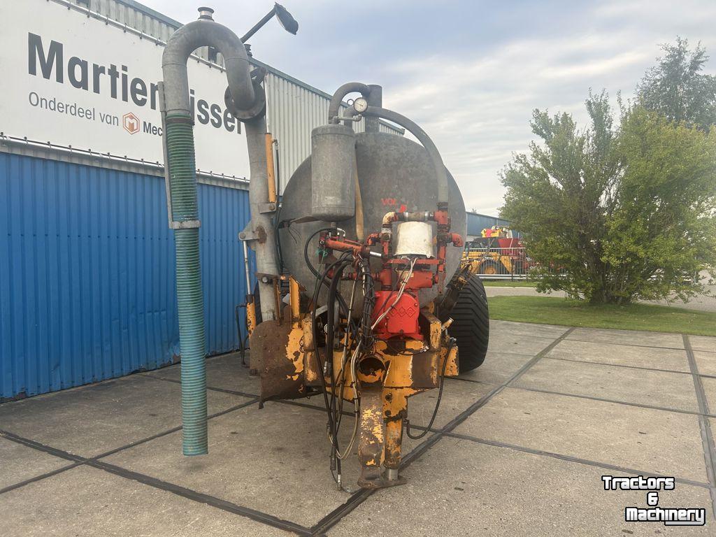 Mesttank Veenhuis VMR 6800 Mesttank met zuigarm