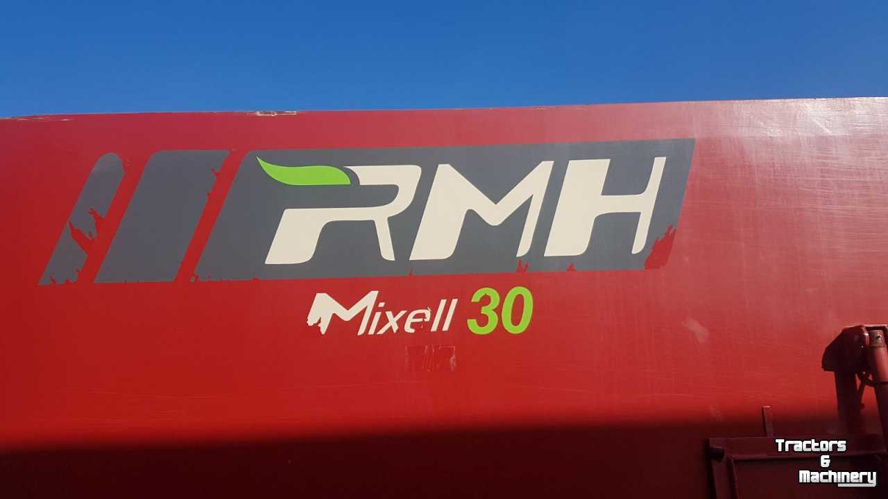 Voermengwagen Vertikaal RMH Mixell 30
