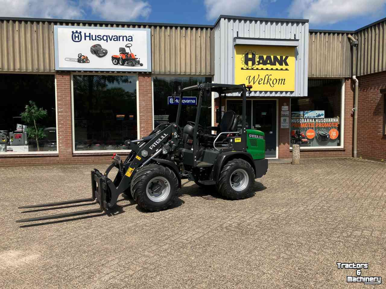 Shovel / Wiellader / Kniklader Pitbull X24-26V