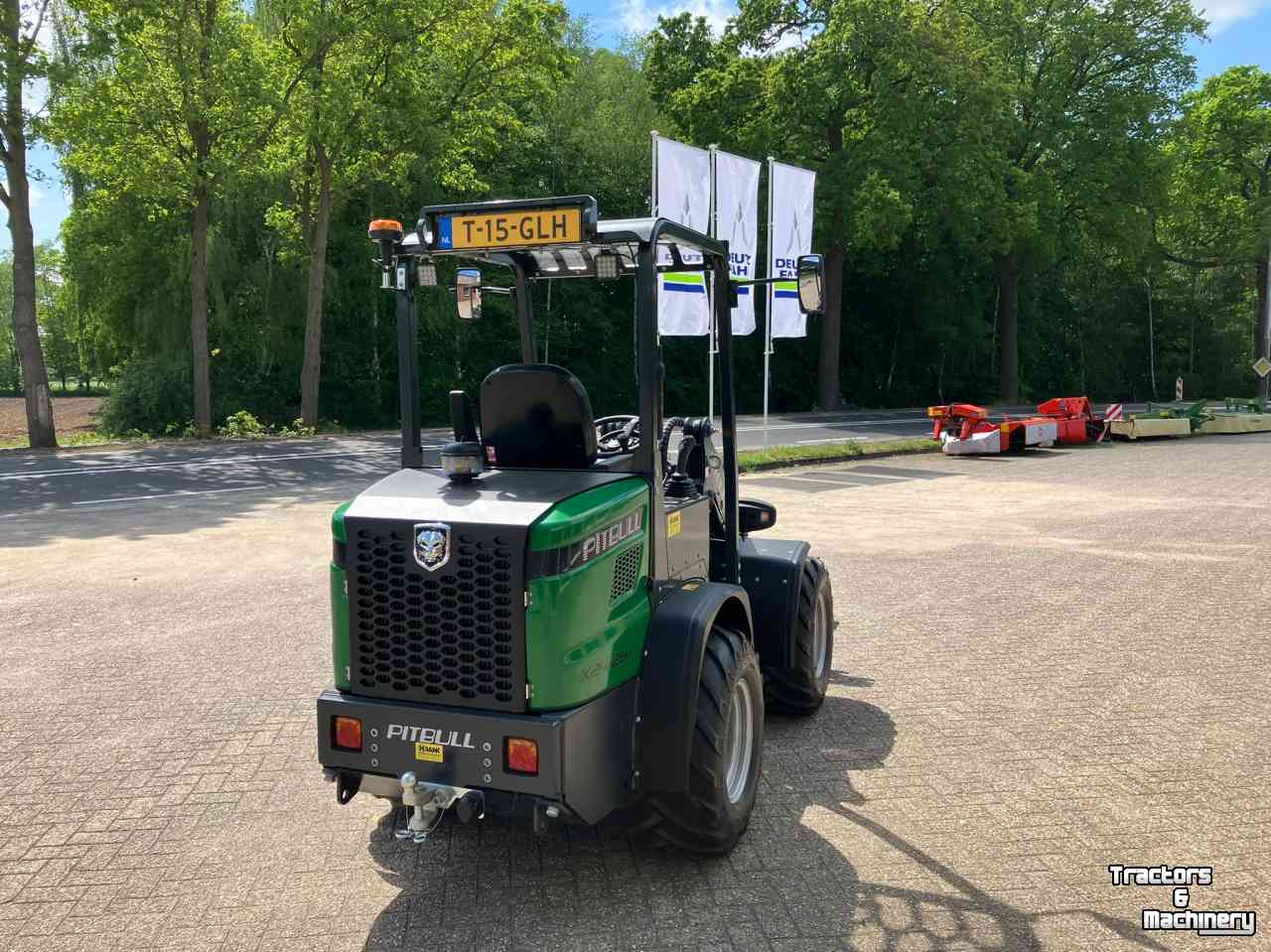 Shovel / Wiellader / Kniklader Pitbull X24-26V