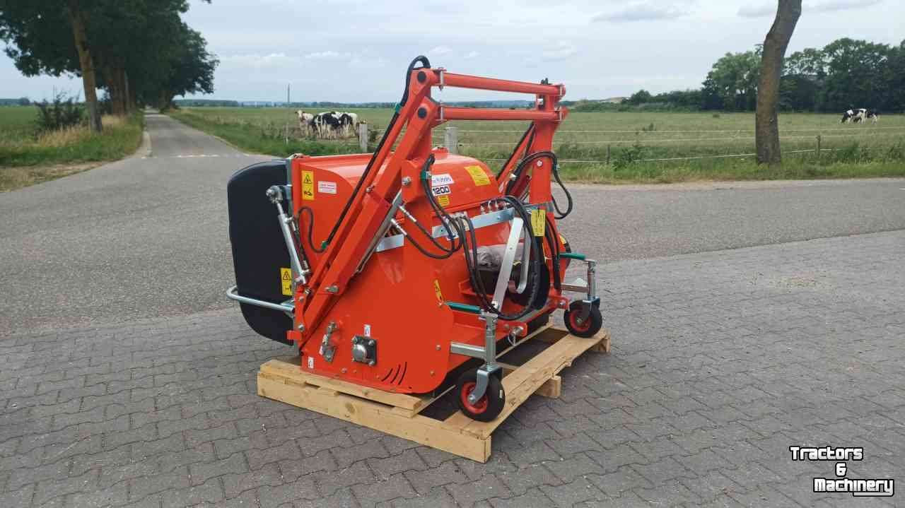 Klepelmaaier Kubota Koala 1600 pro klepelmaaier  Kubota Peruzzo