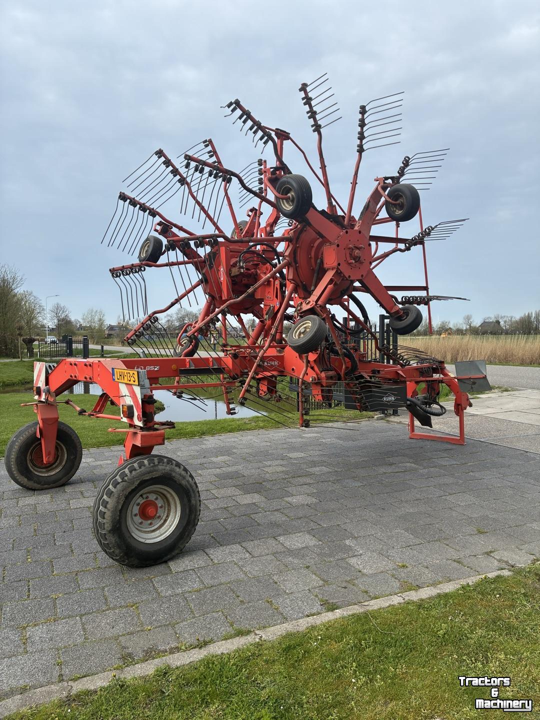 Rugger / Hark / Zwadhark Kuhn GA 8521