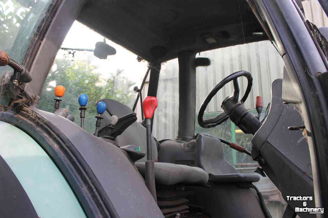 Tractor / Trekker Deutz-Fahr Agrotron 150 MK2 schadetrekker 7-liter Deutz motor tractor defect brandschade