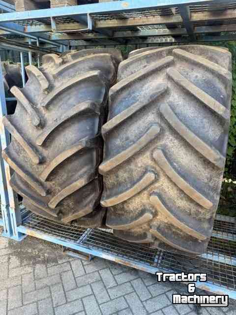 Wielen, Banden, Velgen & Afstandsringen Mitas 800/65R32