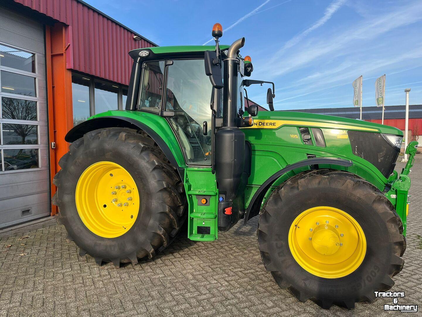 Tractor / Trekker John Deere 6M 185