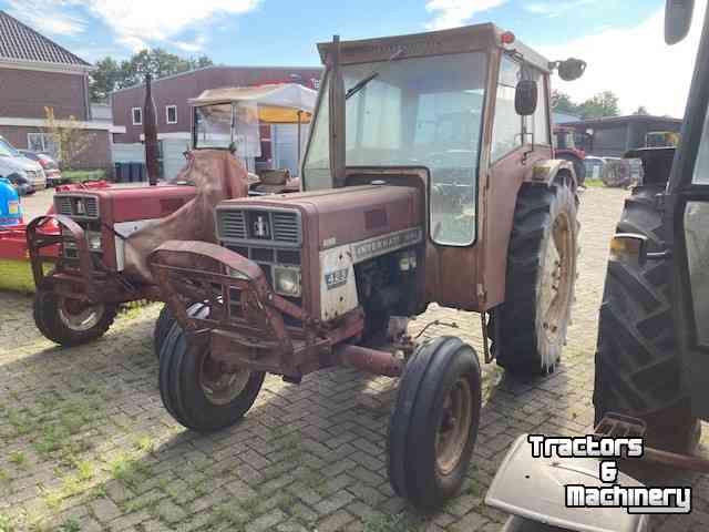 Traktoren International 423