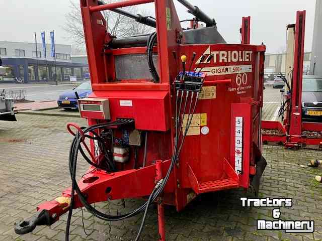 Voermengwagen Vertikaal Trioliet GIGANT 500 snijmes