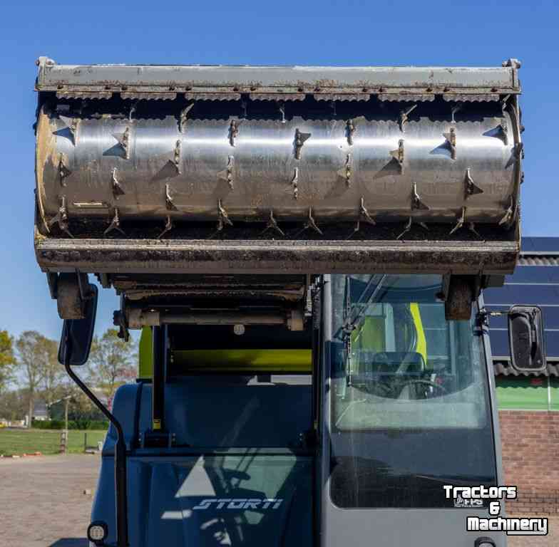 Zelfrijdende Voermengwagen Storti GREYHOUND 150 AS