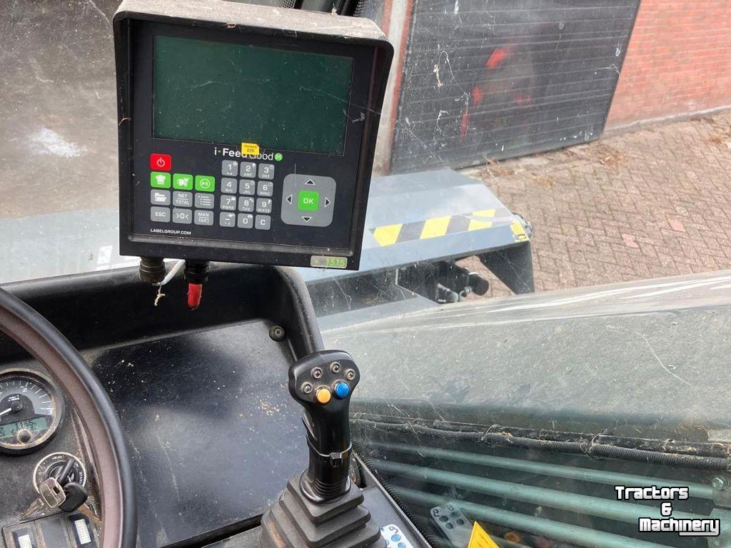 Voermengwagen Vertikaal Storti GREYHOUND 150 AS