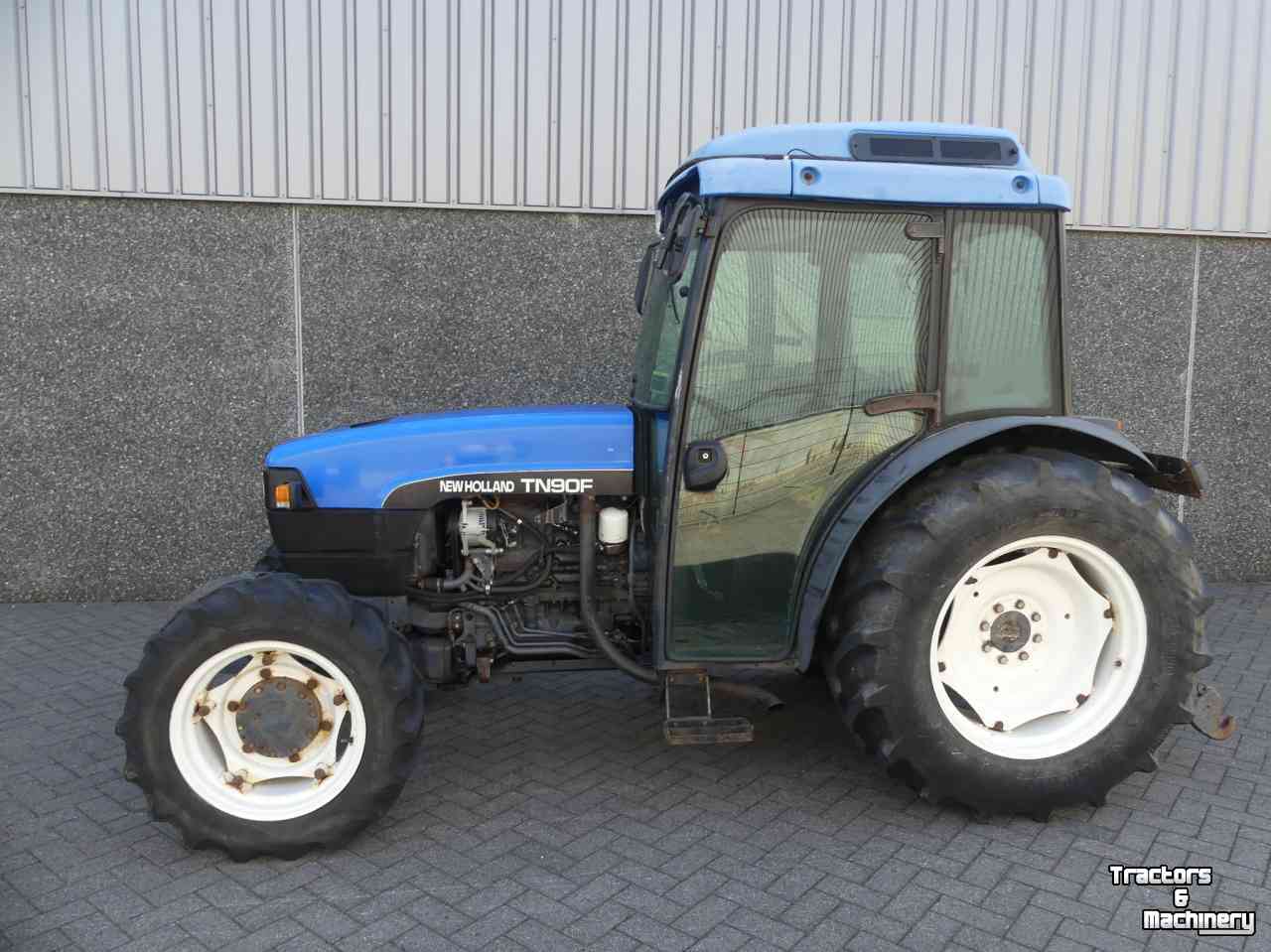 Compact tractor New Holland TN90F