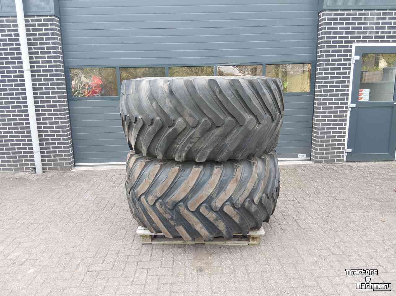Wielen, Banden, Velgen & Afstandsringen John Deere 800/65 R32 wielen  Grote ZF Steek