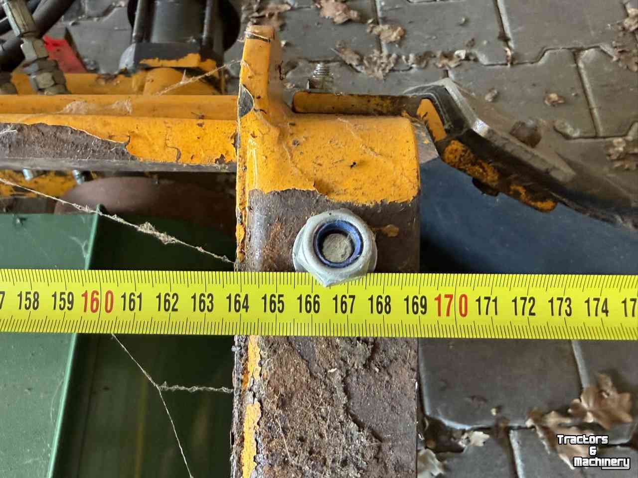 Klepelmaaier Herder Transportband 150 afvoerband