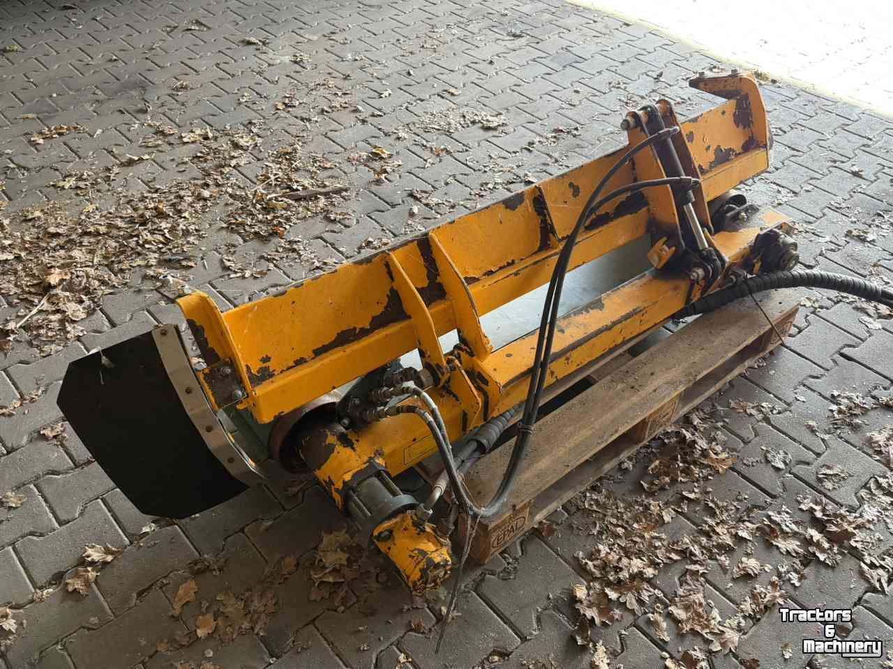 Klepelmaaier Herder Transportband 150 afvoerband