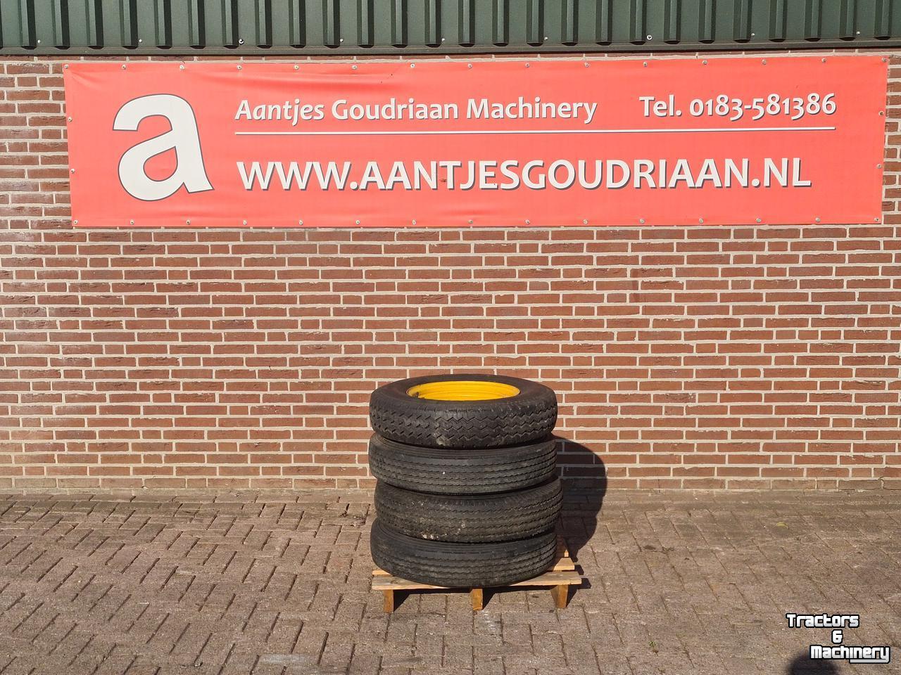 Wielen, Banden, Velgen & Afstandsringen  4 banden met velg