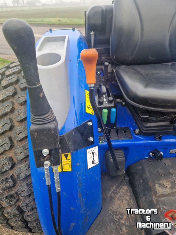 Compact tractor New Holland TYPE BOOMER 45
