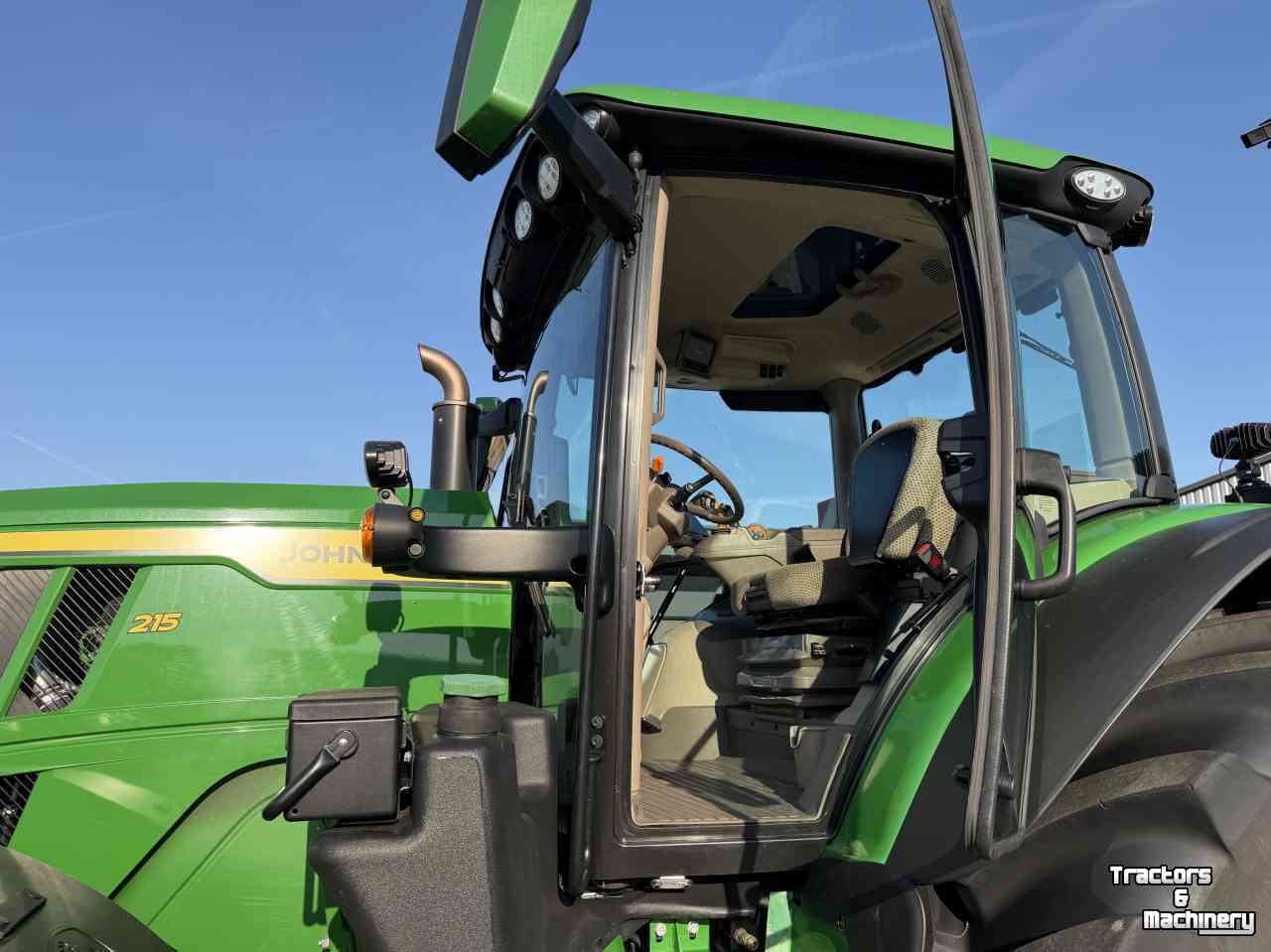 Tractor / Trekker John Deere 6R215 AP50 FH+FA STEEKASSEN 2025 785 UUR DEMO!!!