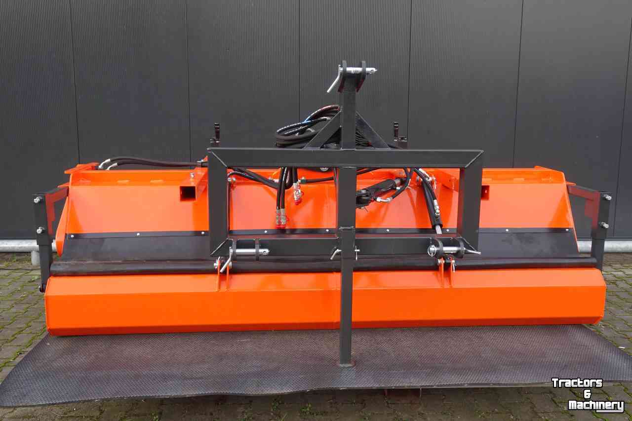 Veegmachine Hofstede Veegmachine Trekker / tractor model Borstels 70cm veeg veger borstel machine