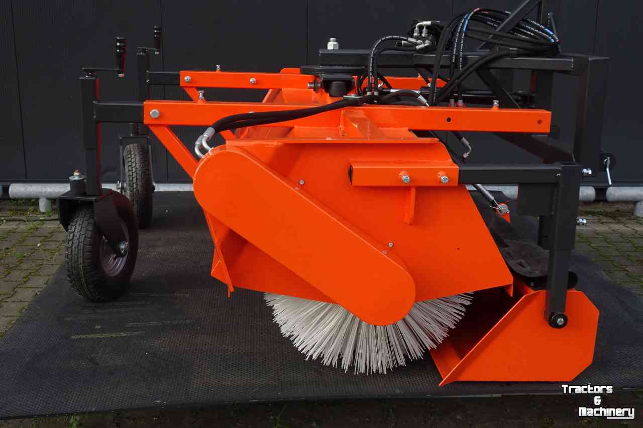 Veegmachine Hofstede Veegmachine Trekker / tractor model Borstels 70cm veeg veger borstel machine