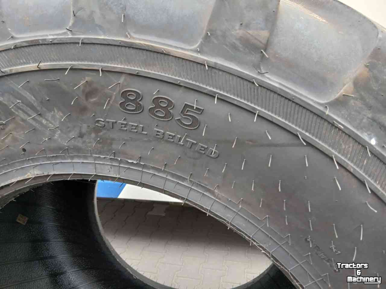 Wielen, Banden, Velgen & Afstandsringen Alliance 800/45R30.5